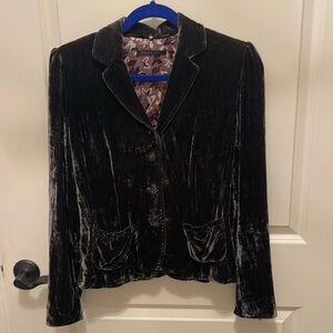 Elie Tahari size S dark green velvet vintage blazer.